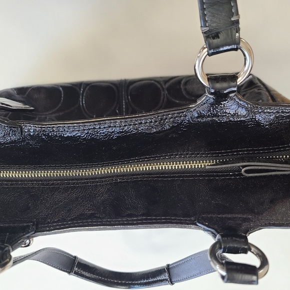 COACH Large Patent Leather Black Shoulder Bag F19462 - Picture 8 of 10